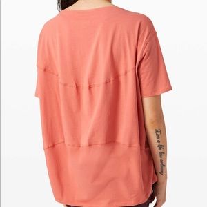 Lululemon Back In Action Short Sleeve Rustic Coral size 6